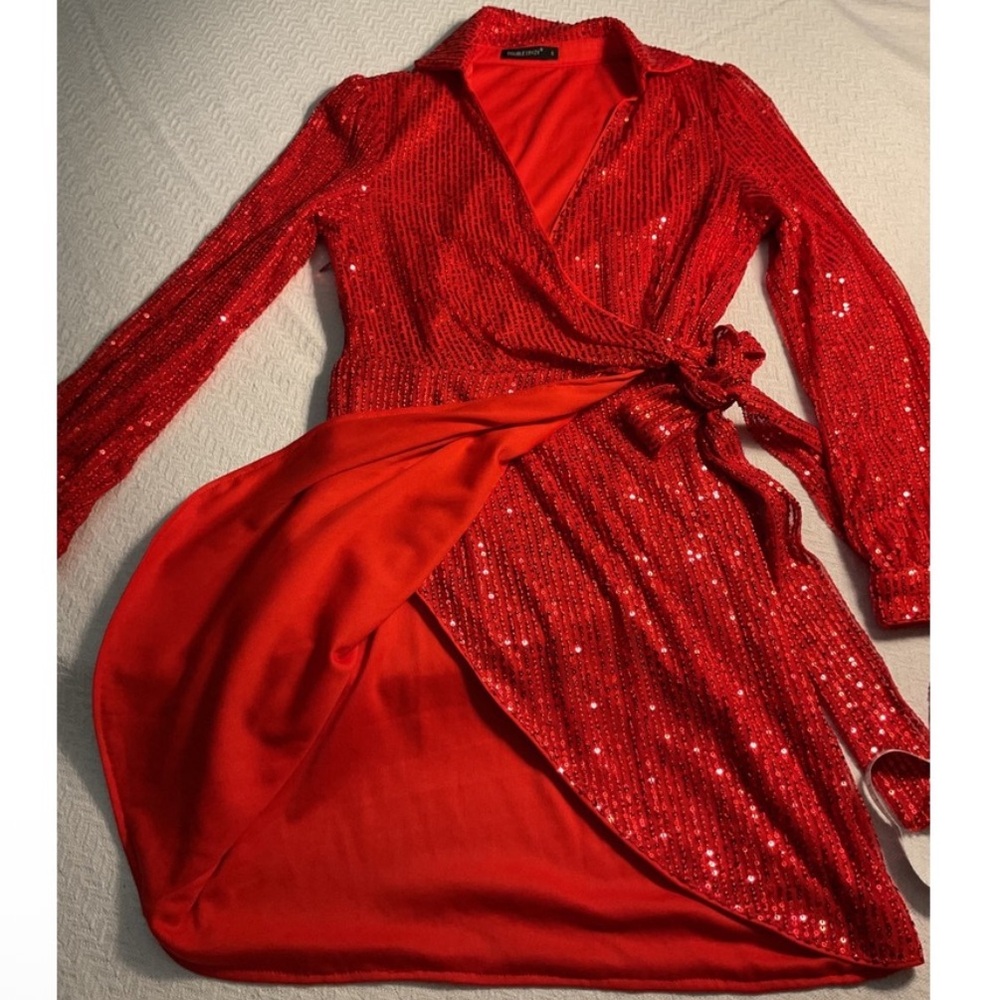 Red Sequin Wrap Dress Long Sleeve V Neck Double Crazy Size S Party Club Mini - Picture 8 of 11